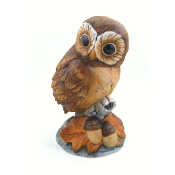 Andrea by Sadek Baby Owl Porcelain Bisque Figurine - Picture 1 of 9